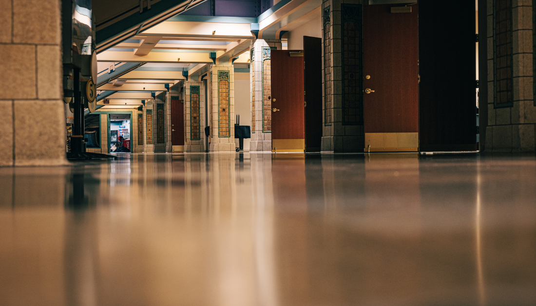 Which Is More Efficient for Large Facilities: A Ride-On or Walk-Behind Floor Scrubber?